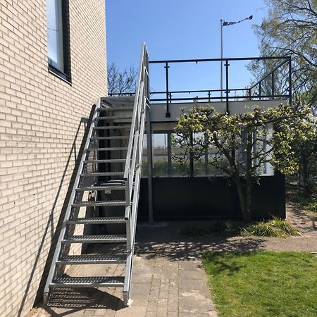 Loft Bed And Breakfast Grou Zewnętrze zdjęcie