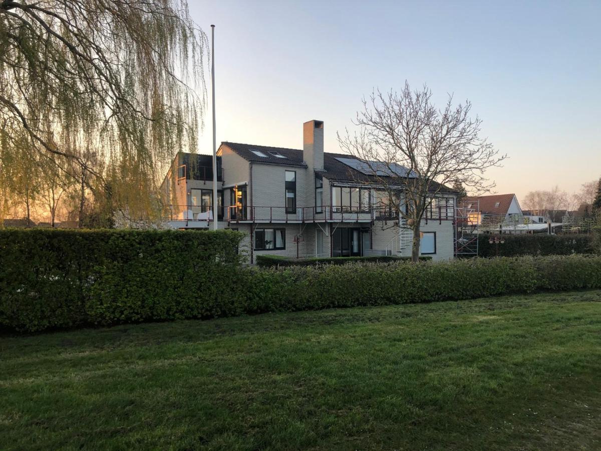 Loft Bed And Breakfast Grou Zewnętrze zdjęcie
